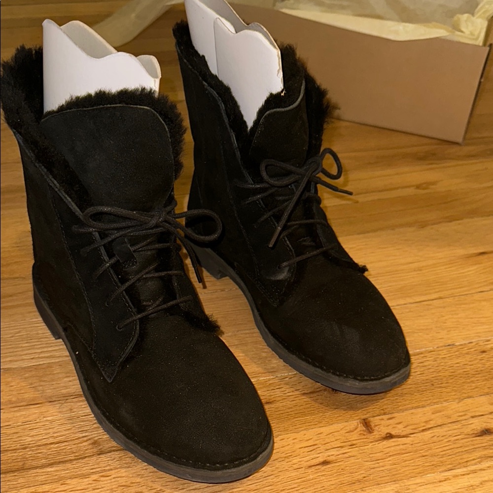 Ugg Quincy Black
